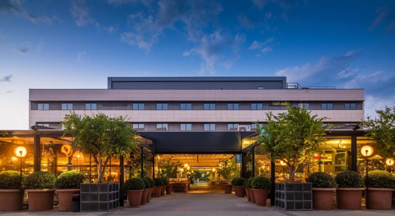 Aravaca Village Hotel Madrid Exterior foto